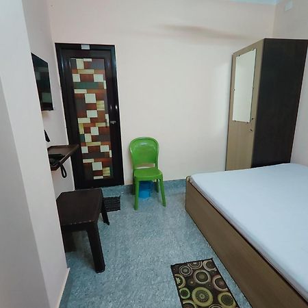 Gulab Lodge Силигури Экстерьер фото