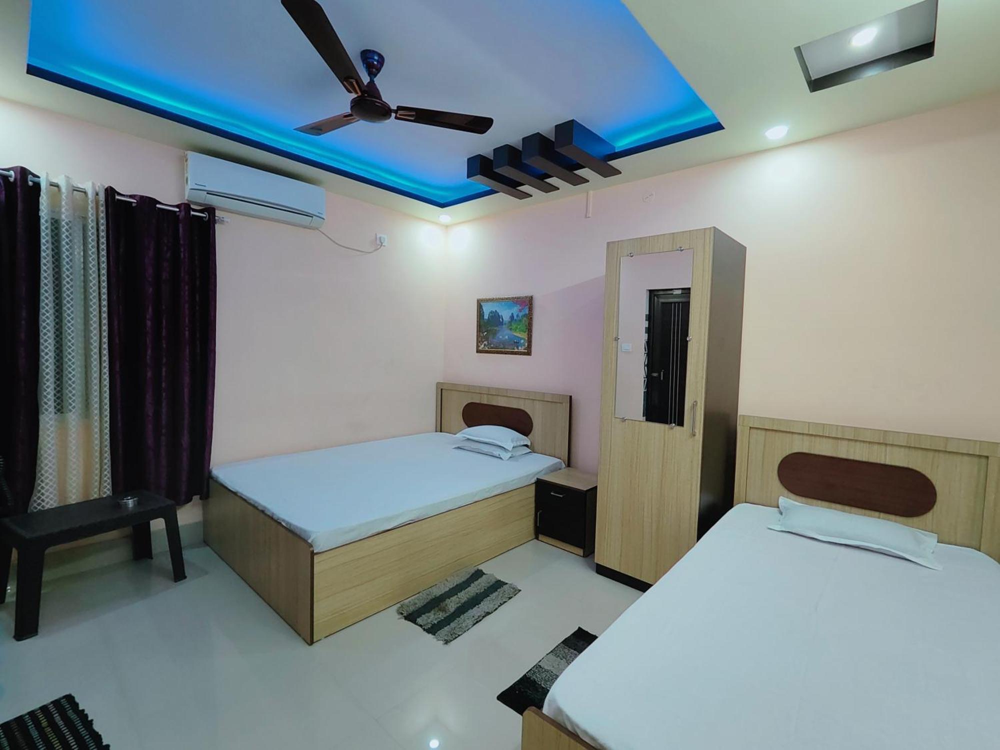 Gulab Lodge Силигури Экстерьер фото