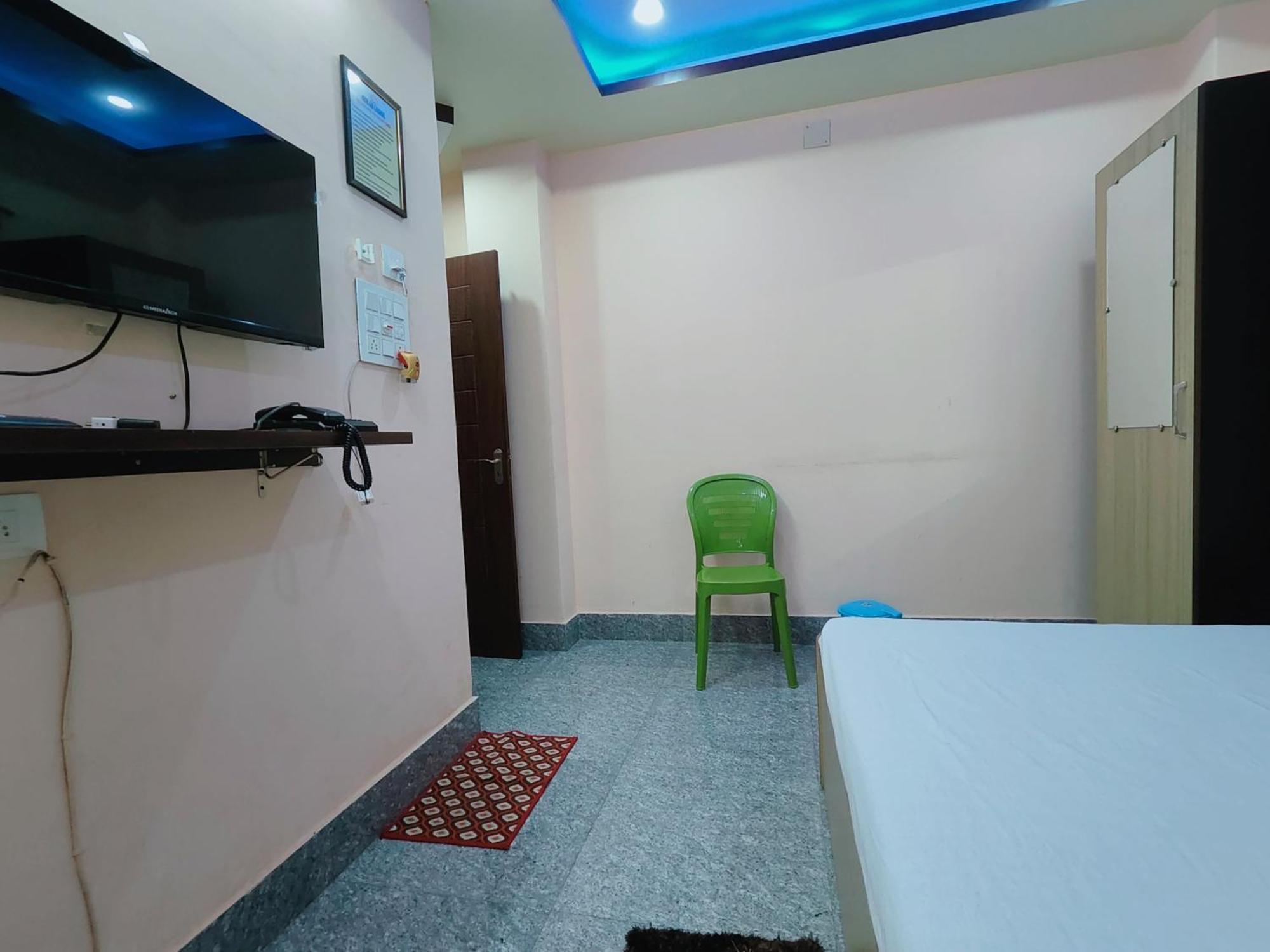 Gulab Lodge Силигури Экстерьер фото