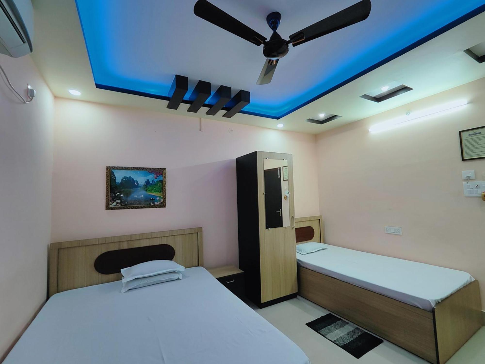 Gulab Lodge Силигури Экстерьер фото