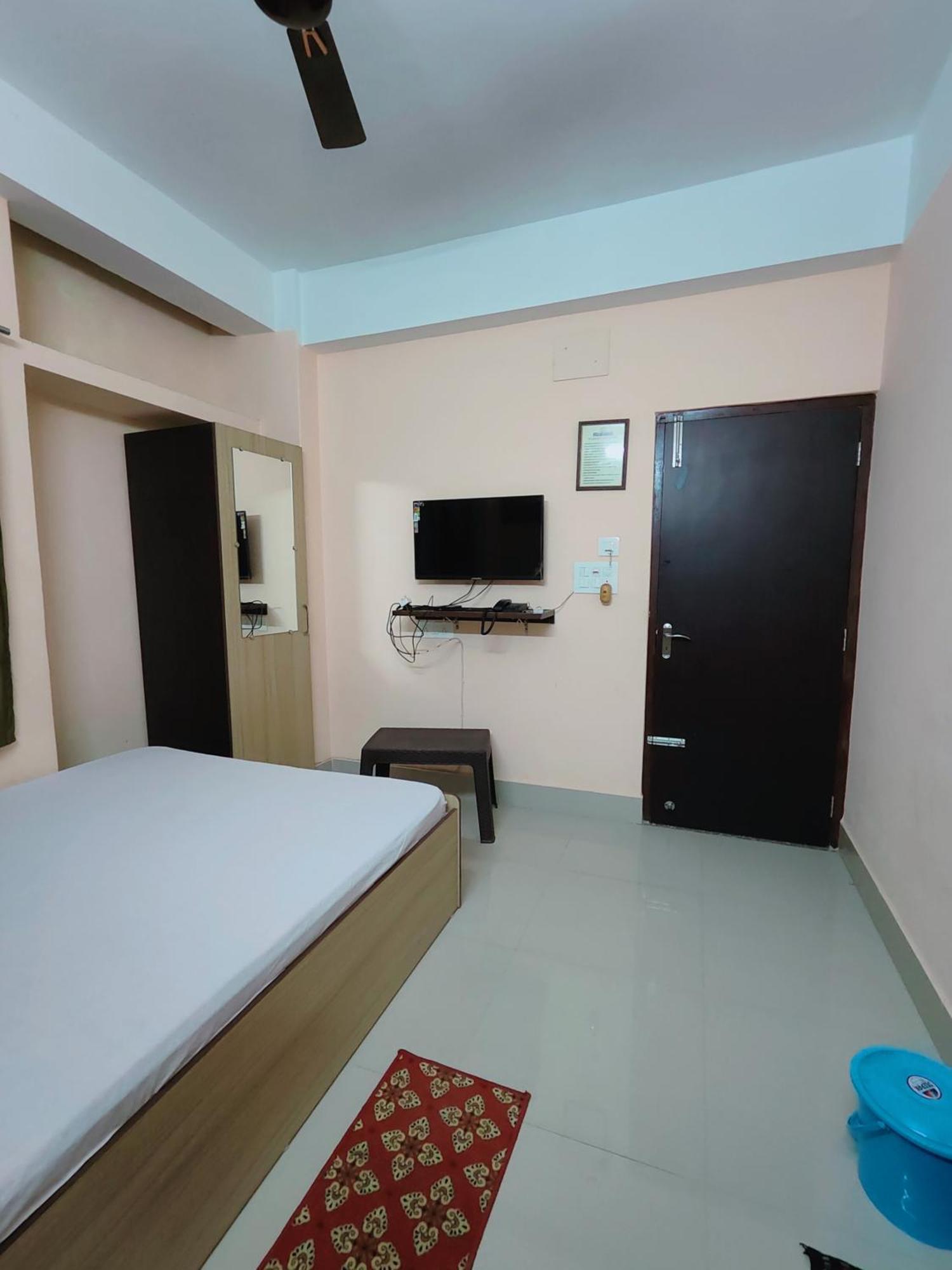 Gulab Lodge Силигури Экстерьер фото